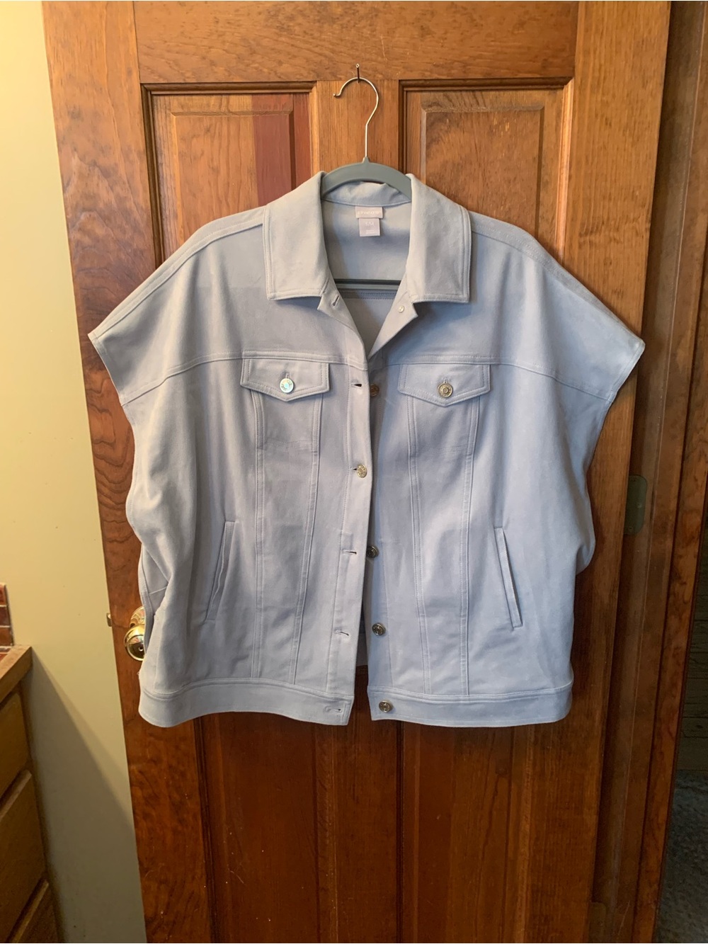 Chico's NEW NEVER WORN, SOFT PEWTER GRAY cape, vest, looks LIGHT BLUE.
